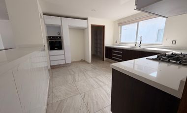 Renta departamento el refugio PH Marbella