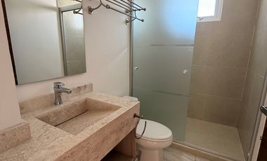 Renta departamento el refugio PH Marbella