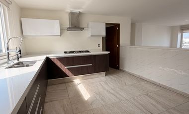 Renta departamento el refugio PH Marbella