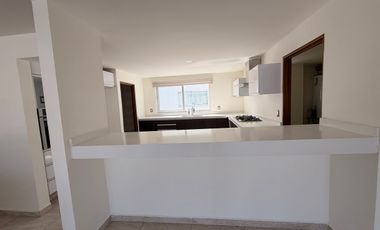 Renta departamento el refugio PH Marbella