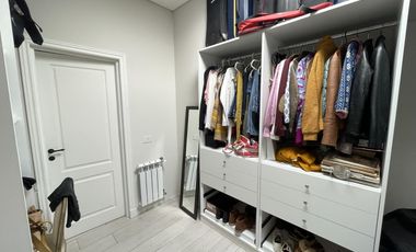 Casa en Alquiler Temporario en San Isidro, Boulogne Sur Mer - 8 Ambientes