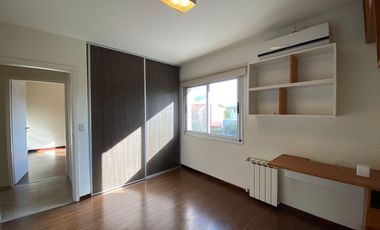 Los Cerezos - Valle Escondido,  Espectacular Casa de 3 Dormit 3 Bños Cochera p/4 Autos c/ Piscina!