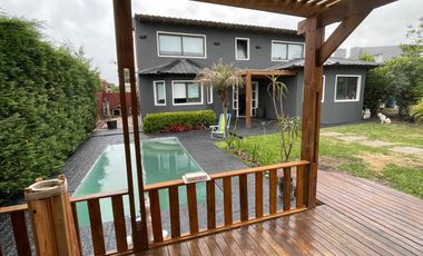 Casa en alquiler temporario - 5 Ambientes - Mar del Plata