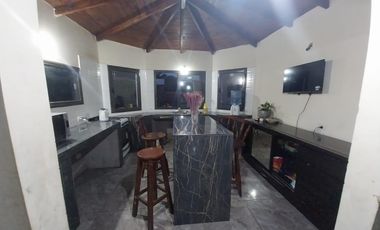 Casa en alquiler temporario - 5 Ambientes - Mar del Plata