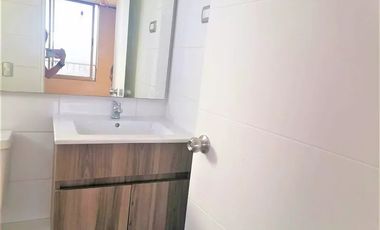 Arriendo espectacular depto., 2dorm 2baños 1 estac.  con terraza y vista verde .