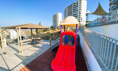 Arriendo espectacular depto., 2dorm 2baños 1 estac.  con terraza y vista verde .