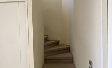 Estupenda casa en venta en Condominio Los Nogales , en Santa Elena, ubicada en Chicureo Norte en la comuna de Colina.