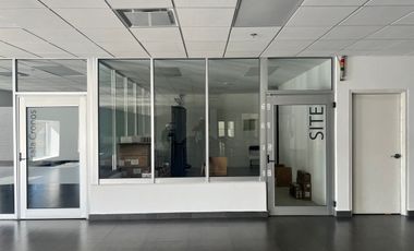 Nave industrial con servicio logístico integral