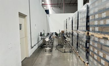 Nave industrial con servicio logístico integral