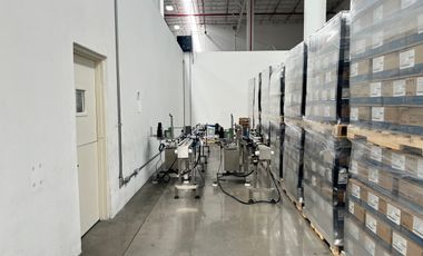 Nave industrial con servicio logístico integral