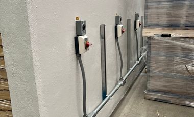 Nave industrial con servicio logístico integral