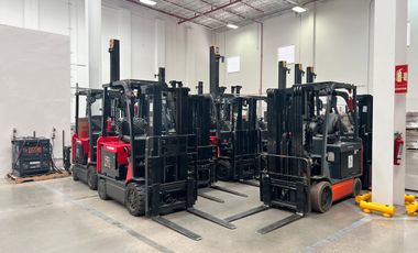 Nave industrial con servicio logístico integral