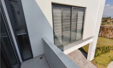 CASA NUEVA EN COTO PRIVADO CEDAR CON JARDIN, SAHUAYO MICHOACAN