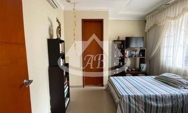 CASA EN VENTA BARRIO CASTELLANA|9410