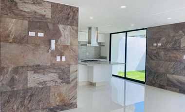 Casa en VENTA P. Sonora Lomas de Angelópolis Cholula Puebla.