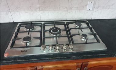 CASA REMODELADA 3 RECAMARAS EN BRISAS DEL GOLF