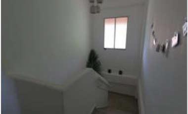 CASA DUPLEX REMODELADA 269M2 EN ALBROOK