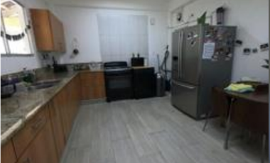 CASA DUPLEX REMODELADA 269M2 EN ALBROOK