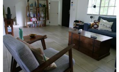 CASA DUPLEX REMODELADA 269M2 EN ALBROOK