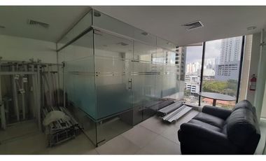 OFICINA  207 M2 EN OBARRIO. PH OMEGA MANTENIMIENTO INCLUIDO