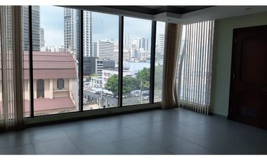 OFICINA  229 M2 EN OBARRIO. PH OMEGA MANTENIMIENTO INCLUIDO