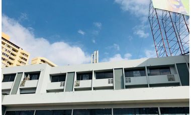 OFICINA 165 m2, FRENTE AL CENTRO COMERCIAL  EL DORADO, PLAZA CENTRO