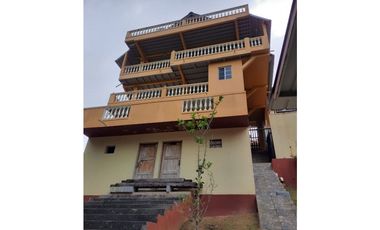 CASA ALTOS DE CERRO AZUL 1800 M2 4 RECMARAS