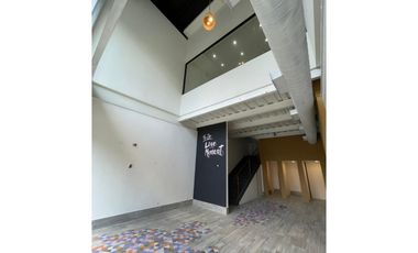 LOCAL DE 106 M2 EN SAN FRANCISCO, EN LA EXCELENTE PLAZA F69