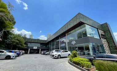 LOCAL DE 106 M2 EN SAN FRANCISCO, EN LA EXCELENTE PLAZA F69