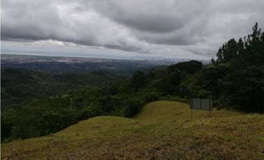 TERRENO DE 2817M2, EN PUNTO MAS ALTO DE LAS VISTAS DE CERRO AZUL