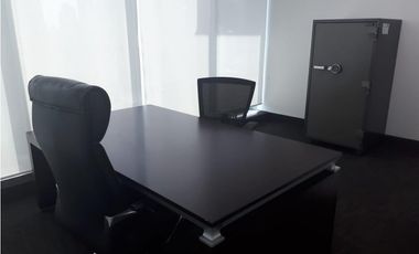 OFICINA 190 M² EQUIPADA EN CALLE 50, EDIF. OFFICE ONE (TORRE BANISI)