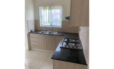 CASA VERSALLES OESTE COSTA VERDE 265m2 TERRENO. MODELO TOLEDO