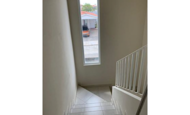 CASA VERSALLES OESTE COSTA VERDE 265m2 TERRENO. MODELO TOLEDO