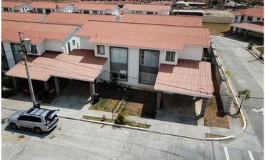 CASA VERSALLES OESTE COSTA VERDE 265m2 TERRENO. MODELO TOLEDO