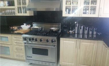 CASA DE 551M2 CONSTRUCCIÓN CON PISCINA EN BRISAS DEL GOLF, VILLA ALTA