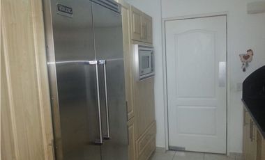 CASA DE 551M2 CONSTRUCCIÓN CON PISCINA EN BRISAS DEL GOLF, VILLA ALTA