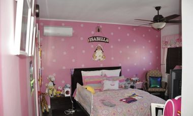 CASA DE 551M2 CONSTRUCCIÓN CON PISCINA EN BRISAS DEL GOLF, VILLA ALTA