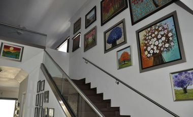 CASA DE 551M2 CONSTRUCCIÓN CON PISCINA EN BRISAS DEL GOLF, VILLA ALTA