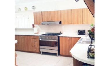 CASA DE 350m2 EN BRISAS DEL GOLF, VILLA ALTA