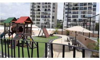 APARTAMENTO DE TRES RECAMARAS EN AVIÑON TOWERS