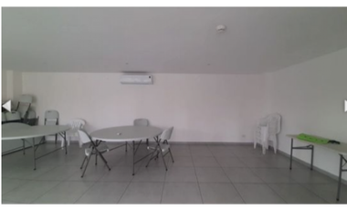 APARTAMENTO DE TRES RECAMARAS EN AVIÑON TOWERS