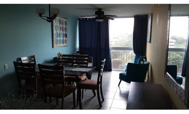 APARTAMENTO DE TRES RECAMARAS EN AVIÑON TOWERS