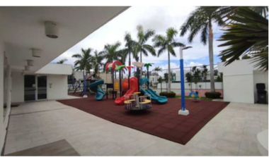 SE VENDE CASA DE 345 M2 DE CONSTRUCCIÓN, EN COSTA SUR