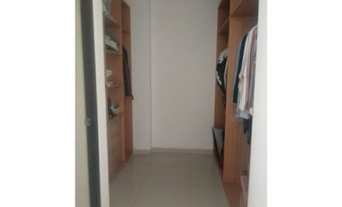 SE VENDE CASA DE 345 M2 DE CONSTRUCCIÓN, EN COSTA SUR