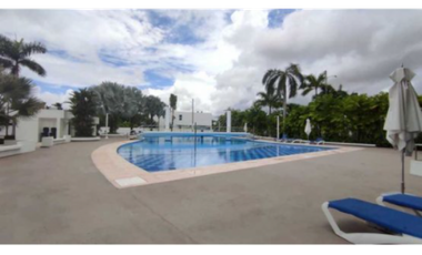 SE VENDE CASA DE 345 M2 DE CONSTRUCCIÓN, EN COSTA SUR