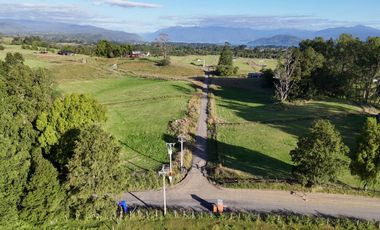 Parcelas Puyehue, Agua Luz Lago Puyehue