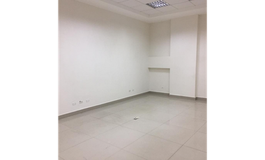 ALQUILER OFICNA/LOCAL EN PLANTA BAJA 500M2  BELLA VISTA, PH BLUE PARK