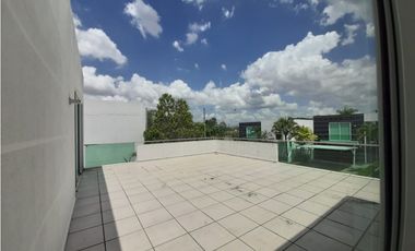 GANGA VENTA CASA  630 M2 CON PISICNA COSTA ESMERALDA, COSTA SUR