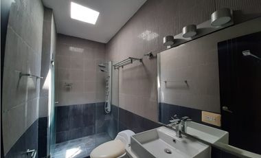 GANGA VENTA CASA  630 M2 CON PISICNA COSTA ESMERALDA, COSTA SUR