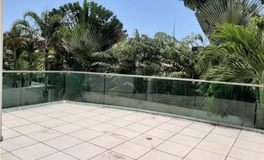 GANGA VENTA CASA  630 M2 CON PISICNA COSTA ESMERALDA, COSTA SUR